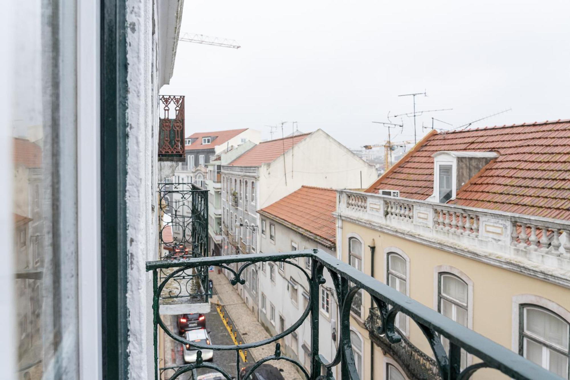 Taipas Cozy Apartments Lisbon Exterior photo